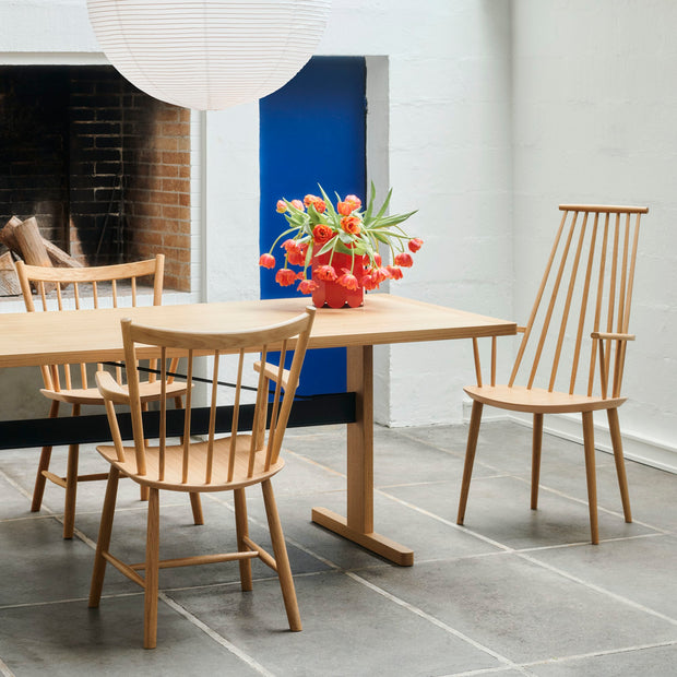 HAY Jídelní židle J42, Dark Oiled Oak - DESIGNSPOT