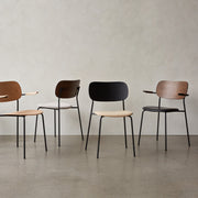 Audo Copenhagen Jídelní židle Co, Black / Dark Oak - DESIGNSPOT